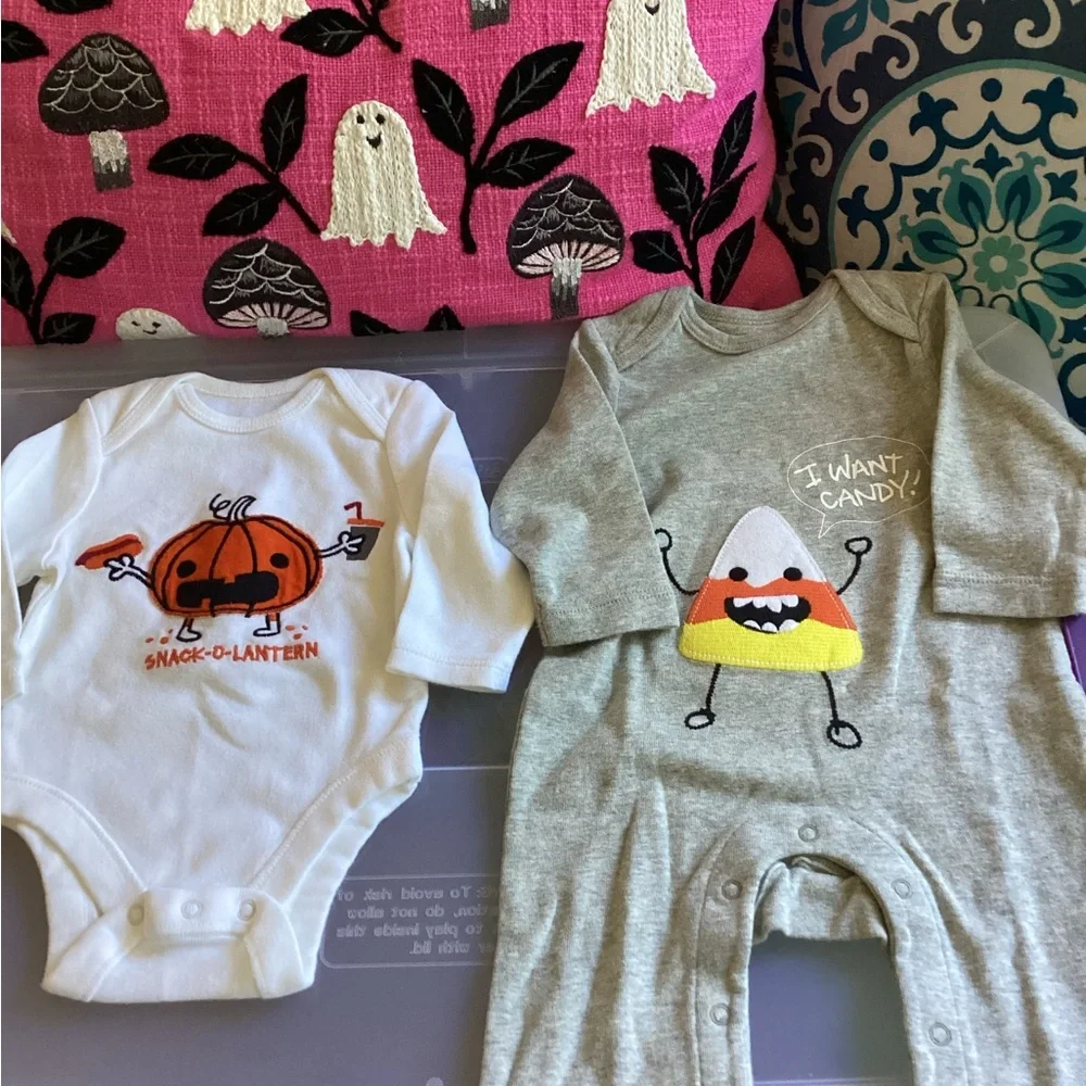 Halloween Onsies 0-3 Months Baby NWOT Old Navy